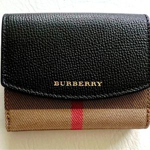 Burberry Luna French Wallet